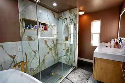 16346 Teton, Victorville, CA 92395 - Photo 39