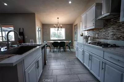 16346 Teton, Victorville, CA 92395 - Photo 19
