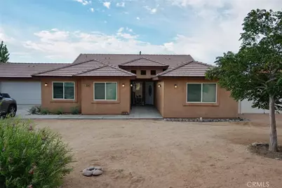 16346 Teton, Victorville, CA 92395 - Photo 1