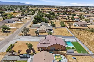 16346 Teton, Victorville, CA 92395 - Photo 67