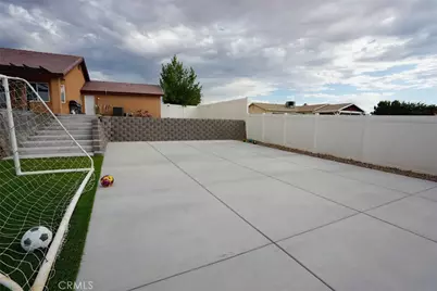 16346 Teton, Victorville, CA 92395 - Photo 59