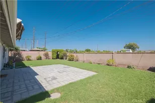 8200 Guava Ave, Buena Park, CA 90620 - Photo 29