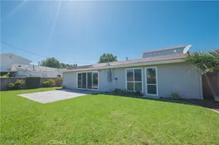 8200 Guava Ave, Buena Park, CA 90620 - Photo 31
