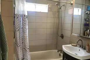 424 E 91st St, Los Angeles, CA 90003 - Photo 25
