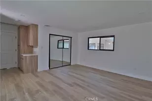 1921 W 94th St, Los Angeles, CA 90047 - Photo 25