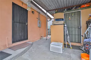 8217 Broadway St, Los Angeles, CA 90003 - Photo 43