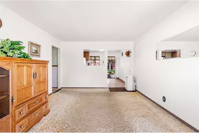 323 E 185th Street, Carson, CA 90746 - Photo 7