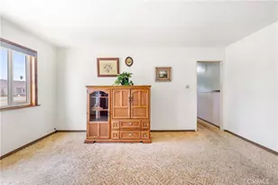 323 E 185th St, Carson, CA 90746 - Photo 7