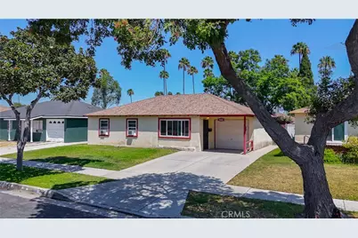 323 E 185th Street, Carson, CA 90746 - Photo 3