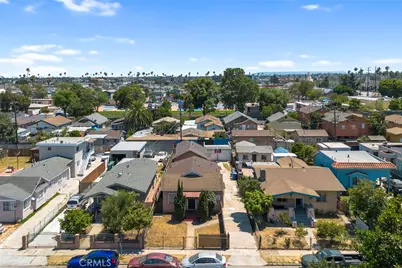 924 W 76th, Los Angeles, CA 90044 - Photo 19
