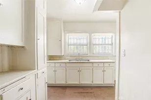 924 W 76th, Los Angeles, CA 90044 - Photo 11