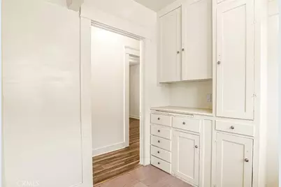 924 W 76th, Los Angeles, CA 90044 - Photo 13