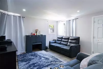 1455 W 60th Street, Los Angeles, CA 90047 - Photo 11
