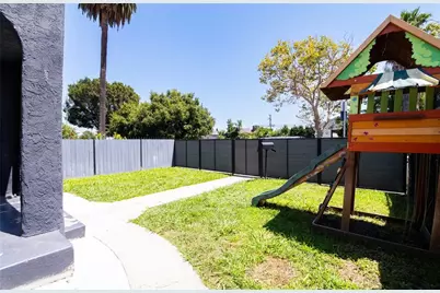 1455 W 60th Street, Los Angeles, CA 90047 - Photo 9