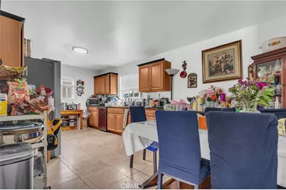 706 W 77th, Los Angeles, CA 90044 - Photo 35
