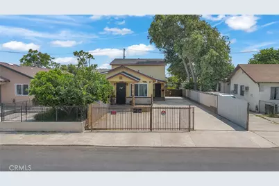 706 W 77th, Los Angeles, CA 90044 - Photo 1