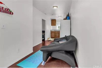 908 W 57th St, Los Angeles, CA 90037 - Photo 21