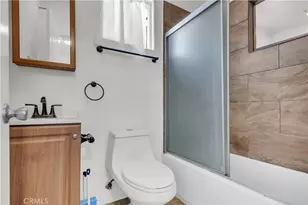 908 W 57th St, Los Angeles, CA 90037 - Photo 27