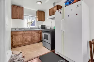 908 W 57th St, Los Angeles, CA 90037 - Photo 23