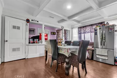 908 W 57th St, Los Angeles, CA 90037 - Photo 5