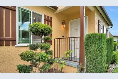 9714 Paramount, Downey, CA 90240 - Photo 5