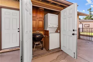 2929 E Hamilton, Orange, CA 92867 - Photo 35