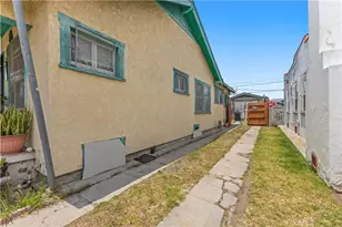 1119 W 84th Pl, Los Angeles, CA 90044 - Photo 39