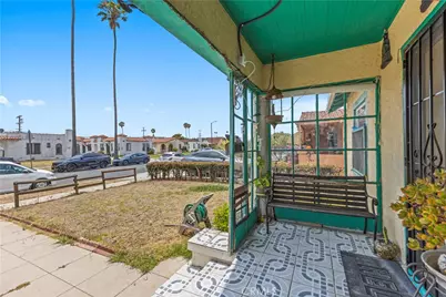 1119 W 84th Place, Los Angeles, CA 90044 - Photo 5