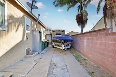 1901 E Orchard Street, Compton, CA 90221 - Photo 15