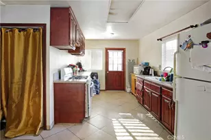 1901 E Orchard St, Compton, CA 90221 - Photo 7