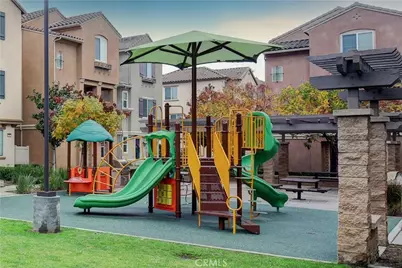 2878 Foxtail, Pomona, CA 91767 - Photo 29
