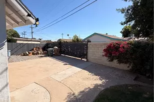 3205 Durrwood, Bakersfield, CA 93304 - Photo 43