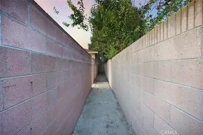 9912 Tecum, Downey, CA 90240 - Photo 35