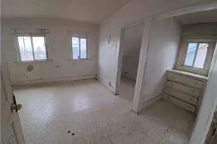 342 W and 342 1/2 W 52nd, Los Angeles, CA 90037 - Photo 11