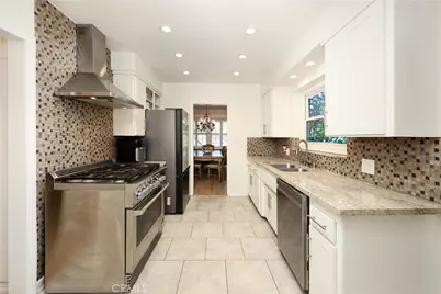10244 Woodruff Avenue, Downey, CA 90241 - Photo 9