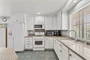 2691 Grayson Ct, Simi Valley, CA 93065 - Photo 25