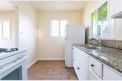 719 E Imperial Highway, Los Angeles, CA 90059 - Photo 15