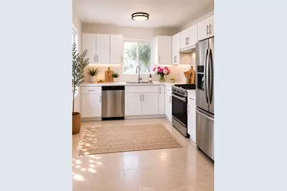520 W Colden, Los Angeles, CA 90044 - Photo 1