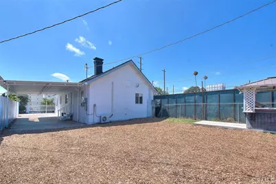5506 Holmes Avenue, Los Angeles, CA 90058 - Photo 37
