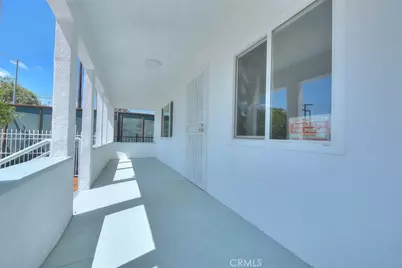 5506 Holmes Avenue, Los Angeles, CA 90058 - Photo 7