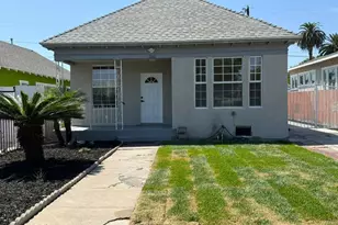 1546 W 70th St, Los Angeles, CA 90047 - Photo 1
