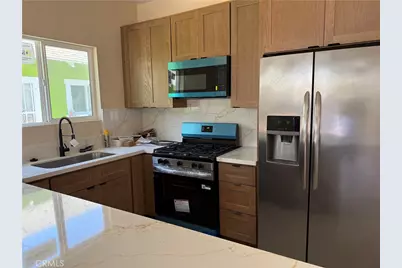 1546 W 70th Street, Los Angeles, CA 90047 - Photo 27