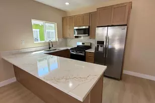 1546 W 70th St, Los Angeles, CA 90047 - Photo 23