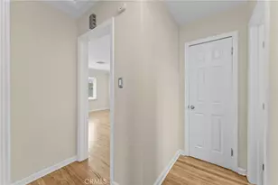 2115 W 103rd Pl, Los Angeles, CA 90047 - Photo 19