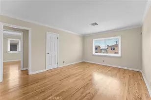 2115 W 103rd Pl, Los Angeles, CA 90047 - Photo 9