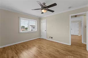 2115 W 103rd Pl, Los Angeles, CA 90047 - Photo 21