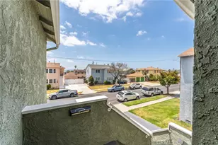 2115 W 103rd Pl, Los Angeles, CA 90047 - Photo 5