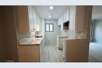 110 E Hillcrest, Inglewood, CA 90301 - Photo 13