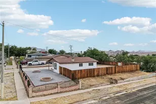 15535 Fresno, Victorville, CA 92395 - Photo 37