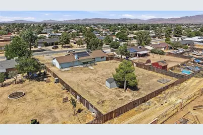 21021 Geronimo, Apple Valley, CA 92308 - Photo 31